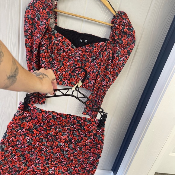 zara set - Picture 1 of 4